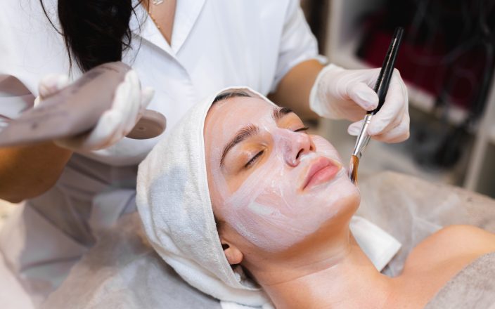 The natural ingredients every facialist should be using – You might be surprised!